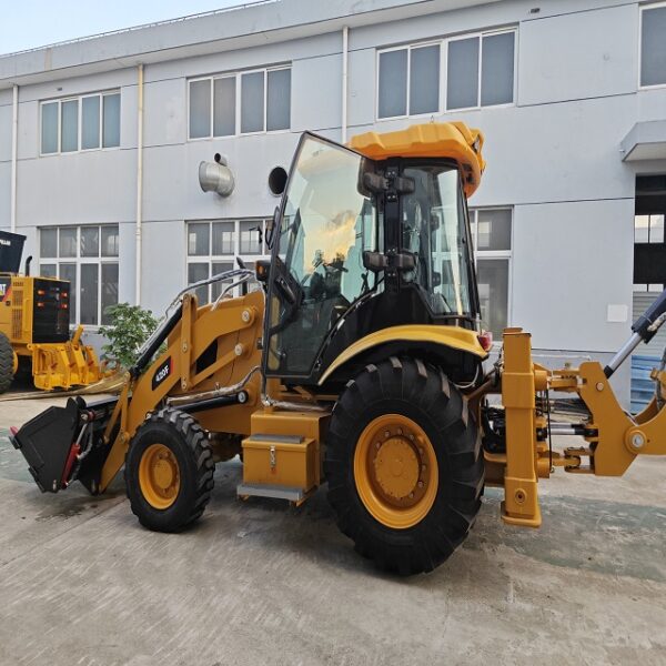 CAT 432F Backhoe - Image 2