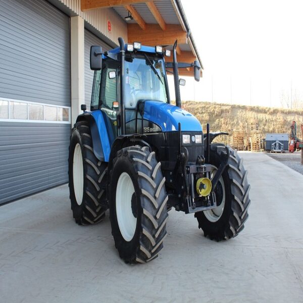 New Holland Tractor
